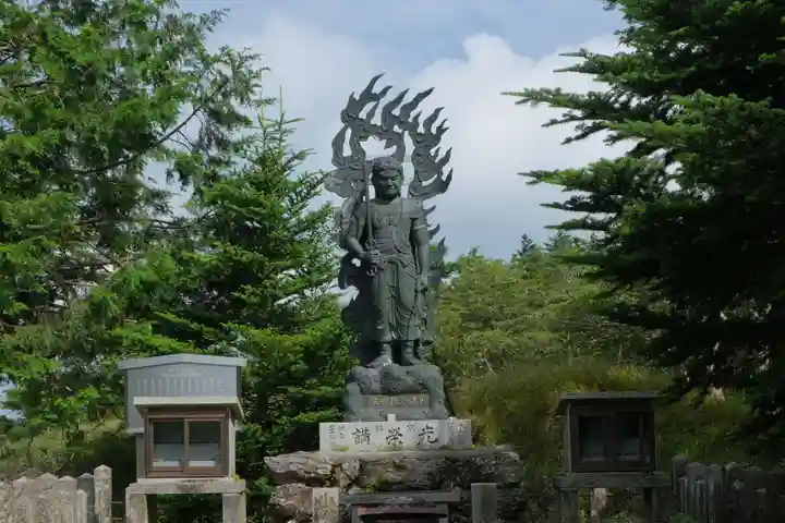 大峯山寺の仏像