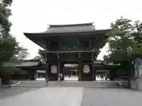 寒川神社の山門・神門