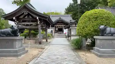 岡崎天満宮の{uncategorized: "未分類", other: "その他", undefined: "問題あり", building: "その他建物", grave: "お墓", sacred_gate: "鳥居", guardian: "狛犬", statue: "像", buddha: "仏像", history: "歴史", nature: "自然", garden: "庭園", animal: "動物", pagoda: "塔", temizu: "手水舎", mountain_gate: "山門・神門", sanctuary: "本殿・本堂", subordinate: "末社・摂社", art: "芸術", scenery: "景色", jizo: "地蔵", ema: "絵馬", goshuin: "御朱印", omikuji: "おみくじ", items: "授与品その他", amulet: "お守り", goshuincho: "御朱印帳", eats: "食事", festival: "お祭り", votive_dance: "神楽", shichigosan: "七五三参", wedding: "結婚式", experience: "体験その他", initially: "初詣", around: "周辺", anti_infection: "感染症対策"}