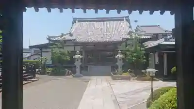 宝池寺の本殿・本堂