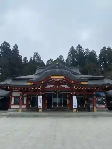 盛岡八幡宮の{uncategorized: "未分類", other: "その他", undefined: "問題あり", building: "その他建物", grave: "お墓", sacred_gate: "鳥居", guardian: "狛犬", statue: "像", buddha: "仏像", history: "歴史", nature: "自然", garden: "庭園", animal: "動物", pagoda: "塔", temizu: "手水舎", mountain_gate: "山門・神門", sanctuary: "本殿・本堂", subordinate: "末社・摂社", art: "芸術", scenery: "景色", jizo: "地蔵", ema: "絵馬", goshuin: "御朱印", omikuji: "おみくじ", items: "授与品その他", amulet: "お守り", goshuincho: "御朱印帳", eats: "食事", festival: "お祭り", votive_dance: "神楽", shichigosan: "七五三参", wedding: "結婚式", experience: "体験その他", initially: "初詣", around: "周辺", anti_infection: "感染症対策"}