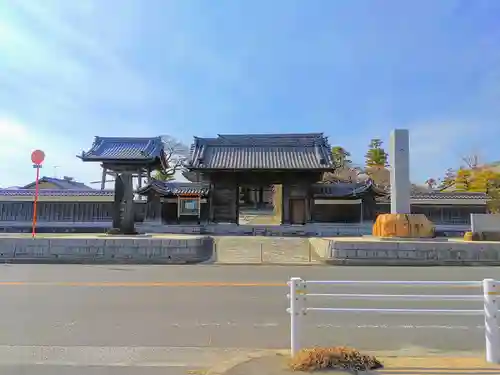 専修坊の山門・神門