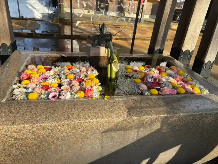 金峯神社の{uncategorized: "未分類", other: "その他", undefined: "問題あり", building: "その他建物", grave: "お墓", sacred_gate: "鳥居", guardian: "狛犬", statue: "像", buddha: "仏像", history: "歴史", nature: "自然", garden: "庭園", animal: "動物", pagoda: "塔", temizu: "手水舎", mountain_gate: "山門・神門", sanctuary: "本殿・本堂", subordinate: "末社・摂社", art: "芸術", scenery: "景色", jizo: "地蔵", ema: "絵馬", goshuin: "御朱印", omikuji: "おみくじ", items: "授与品その他", amulet: "お守り", goshuincho: "御朱印帳", eats: "食事", festival: "お祭り", votive_dance: "神楽", shichigosan: "七五三参", wedding: "結婚式", experience: "体験その他", initially: "初詣", around: "周辺", anti_infection: "感染症対策"}