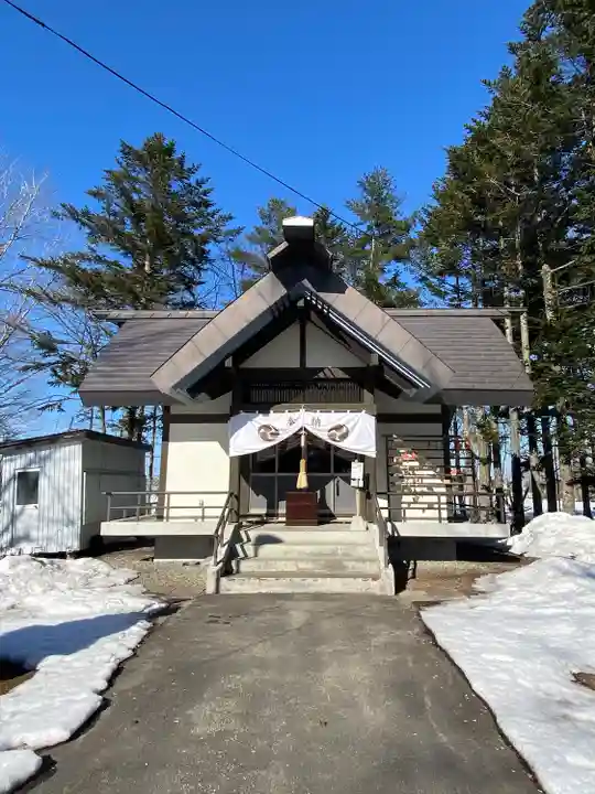 中札内神社の本殿・本堂