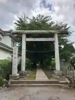 中氷川神社の鳥居