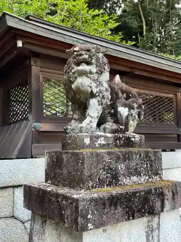 雄琴神社の狛犬