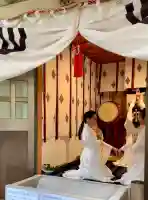 瀧澤神社の{uncategorized: "未分類", other: "その他", undefined: "問題あり", building: "その他建物", grave: "お墓", sacred_gate: "鳥居", guardian: "狛犬", statue: "像", buddha: "仏像", history: "歴史", nature: "自然", garden: "庭園", animal: "動物", pagoda: "塔", temizu: "手水舎", mountain_gate: "山門・神門", sanctuary: "本殿・本堂", subordinate: "末社・摂社", art: "芸術", scenery: "景色", jizo: "地蔵", ema: "絵馬", goshuin: "御朱印", omikuji: "おみくじ", items: "授与品その他", amulet: "お守り", goshuincho: "御朱印帳", eats: "食事", festival: "お祭り", votive_dance: "神楽", shichigosan: "七五三参", wedding: "結婚式", experience: "体験その他", initially: "初詣", around: "周辺", anti_infection: "感染症対策"}