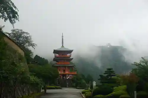 青岸渡寺のその他建物