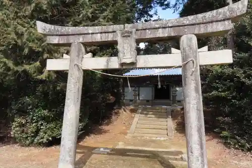 築山神社の鳥居