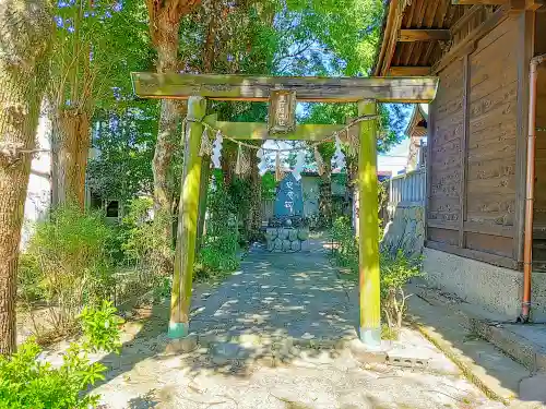 八幡社（東保八幡社）の鳥居