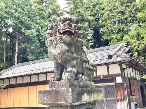 野々宮神社の狛犬