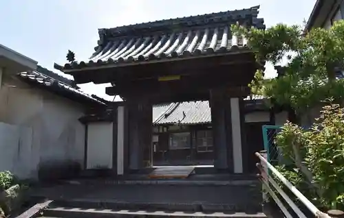 福住寺の山門