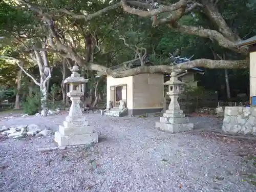阿古師神社の本殿・本堂