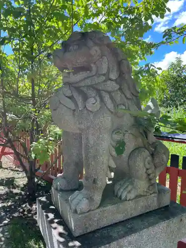 稗田野神社(薭田野神社)の狛犬