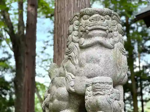 山家神社の狛犬