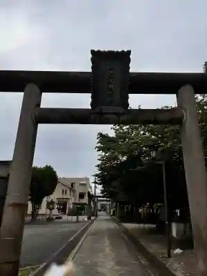 歌懸稲荷神社の{uncategorized: "未分類", other: "その他", undefined: "問題あり", building: "その他建物", grave: "お墓", sacred_gate: "鳥居", guardian: "狛犬", statue: "像", buddha: "仏像", history: "歴史", nature: "自然", garden: "庭園", animal: "動物", pagoda: "塔", temizu: "手水舎", mountain_gate: "山門・神門", sanctuary: "本殿・本堂", subordinate: "末社・摂社", art: "芸術", scenery: "景色", jizo: "地蔵", ema: "絵馬", goshuin: "御朱印", omikuji: "おみくじ", items: "授与品その他", amulet: "お守り", goshuincho: "御朱印帳", eats: "食事", festival: "お祭り", votive_dance: "神楽", shichigosan: "七五三参", wedding: "結婚式", experience: "体験その他", initially: "初詣", around: "周辺", anti_infection: "感染症対策"}