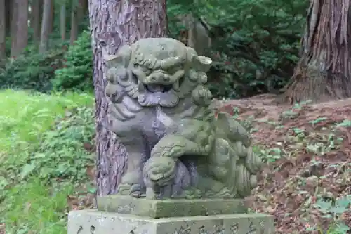 白幡八幡神社の狛犬