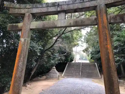 安仁神社の鳥居