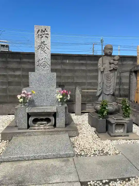 成佛寺の{uncategorized: "未分類", other: "その他", undefined: "問題あり", building: "その他建物", grave: "お墓", sacred_gate: "鳥居", guardian: "狛犬", statue: "像", buddha: "仏像", history: "歴史", nature: "自然", garden: "庭園", animal: "動物", pagoda: "塔", temizu: "手水舎", mountain_gate: "山門・神門", sanctuary: "本殿・本堂", subordinate: "末社・摂社", art: "芸術", scenery: "景色", jizo: "地蔵", ema: "絵馬", goshuin: "御朱印", omikuji: "おみくじ", items: "授与品その他", amulet: "お守り", goshuincho: "御朱印帳", eats: "食事", festival: "お祭り", votive_dance: "神楽", shichigosan: "七五三参", wedding: "結婚式", experience: "体験その他", initially: "初詣", around: "周辺", anti_infection: "感染症対策"}