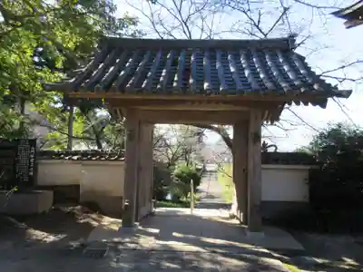 珊瑚寺の山門・神門