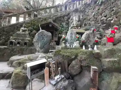 天照大神高座神社の{uncategorized: "未分類", other: "その他", undefined: "問題あり", building: "その他建物", grave: "お墓", sacred_gate: "鳥居", guardian: "狛犬", statue: "像", buddha: "仏像", history: "歴史", nature: "自然", garden: "庭園", animal: "動物", pagoda: "塔", temizu: "手水舎", mountain_gate: "山門・神門", sanctuary: "本殿・本堂", subordinate: "末社・摂社", art: "芸術", scenery: "景色", jizo: "地蔵", ema: "絵馬", goshuin: "御朱印", omikuji: "おみくじ", items: "授与品その他", amulet: "お守り", goshuincho: "御朱印帳", eats: "食事", festival: "お祭り", votive_dance: "神楽", shichigosan: "七五三参", wedding: "結婚式", experience: "体験その他", initially: "初詣", around: "周辺", anti_infection: "感染症対策"}