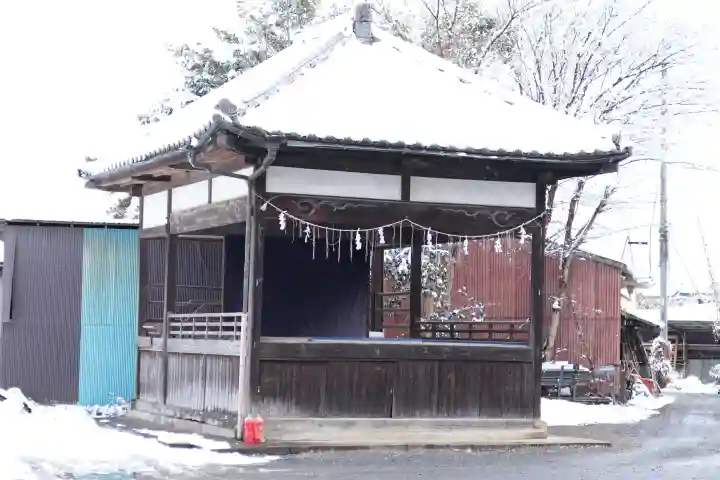 前玉神社の{uncategorized: "未分類", other: "その他", undefined: "問題あり", building: "その他建物", grave: "お墓", sacred_gate: "鳥居", guardian: "狛犬", statue: "像", buddha: "仏像", history: "歴史", nature: "自然", garden: "庭園", animal: "動物", pagoda: "塔", temizu: "手水舎", mountain_gate: "山門・神門", sanctuary: "本殿・本堂", subordinate: "末社・摂社", art: "芸術", scenery: "景色", jizo: "地蔵", ema: "絵馬", goshuin: "御朱印", omikuji: "おみくじ", items: "授与品その他", amulet: "お守り", goshuincho: "御朱印帳", eats: "食事", festival: "お祭り", votive_dance: "神楽", shichigosan: "七五三参", wedding: "結婚式", experience: "体験その他", initially: "初詣", around: "周辺", anti_infection: "感染症対策"}