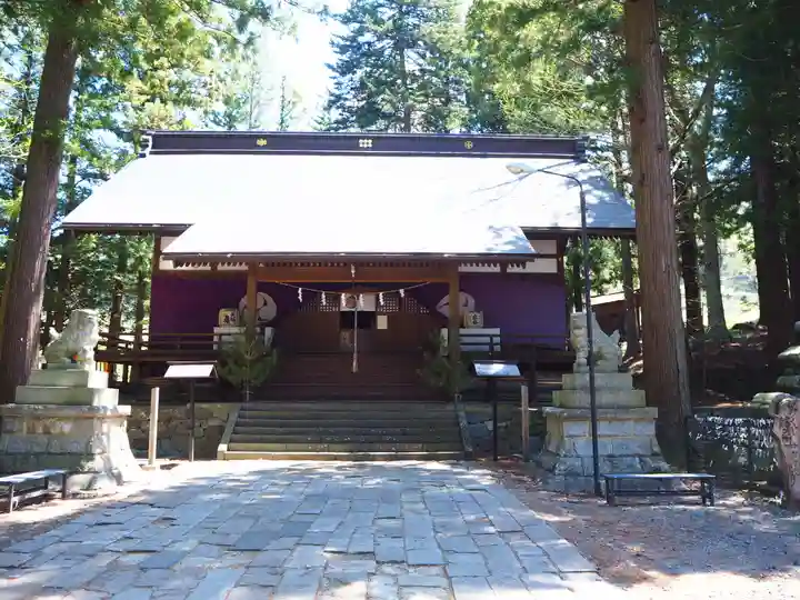 山家神社の本殿・本堂