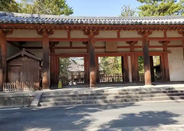唐招提寺の山門・神門