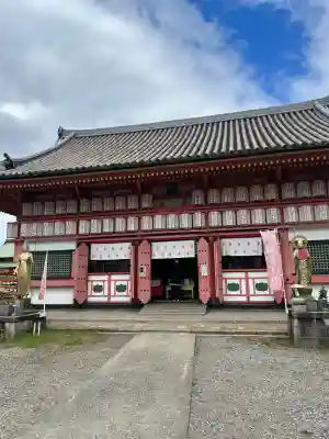 愛染堂勝鬘院の本殿・本堂