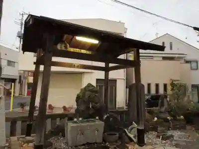 静御前の墓（光了寺跡）の手水舎