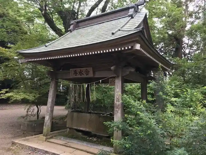 一ノ矢八坂神社の手水舎