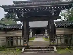 城福寺の山門