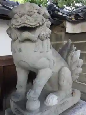 霊光殿天満宮の狛犬