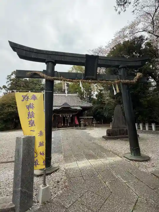 佐野赤城神社の{uncategorized: "未分類", other: "その他", undefined: "問題あり", building: "その他建物", grave: "お墓", sacred_gate: "鳥居", guardian: "狛犬", statue: "像", buddha: "仏像", history: "歴史", nature: "自然", garden: "庭園", animal: "動物", pagoda: "塔", temizu: "手水舎", mountain_gate: "山門・神門", sanctuary: "本殿・本堂", subordinate: "末社・摂社", art: "芸術", scenery: "景色", jizo: "地蔵", ema: "絵馬", goshuin: "御朱印", omikuji: "おみくじ", items: "授与品その他", amulet: "お守り", goshuincho: "御朱印帳", eats: "食事", festival: "お祭り", votive_dance: "神楽", shichigosan: "七五三参", wedding: "結婚式", experience: "体験その他", initially: "初詣", around: "周辺", anti_infection: "感染症対策"}