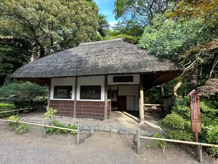 錦春稲荷大明神(東京都)