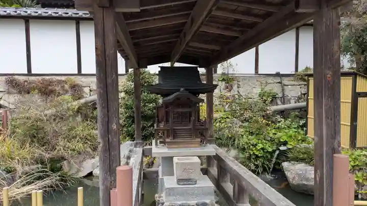 繁多寺の末社・摂社