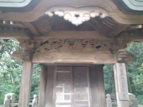 鴻八幡宮の芸術