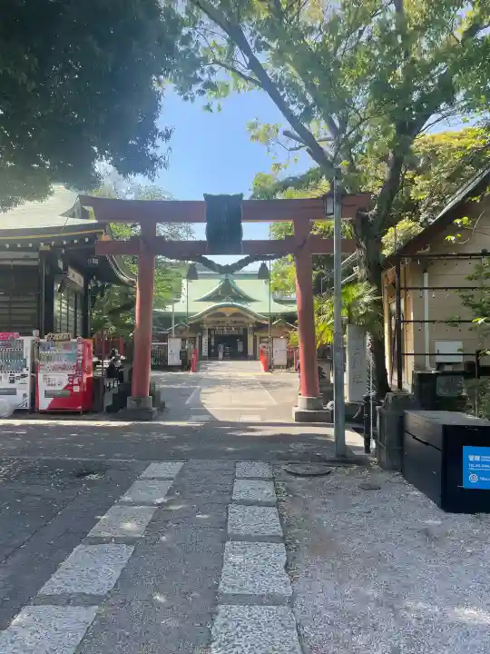 須賀神社の{uncategorized: "未分類", other: "その他", undefined: "問題あり", building: "その他建物", grave: "お墓", sacred_gate: "鳥居", guardian: "狛犬", statue: "像", buddha: "仏像", history: "歴史", nature: "自然", garden: "庭園", animal: "動物", pagoda: "塔", temizu: "手水舎", mountain_gate: "山門・神門", sanctuary: "本殿・本堂", subordinate: "末社・摂社", art: "芸術", scenery: "景色", jizo: "地蔵", ema: "絵馬", goshuin: "御朱印", omikuji: "おみくじ", items: "授与品その他", amulet: "お守り", goshuincho: "御朱印帳", eats: "食事", festival: "お祭り", votive_dance: "神楽", shichigosan: "七五三参", wedding: "結婚式", experience: "体験その他", initially: "初詣", around: "周辺", anti_infection: "感染症対策"}