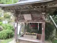 長命寺の手水舎