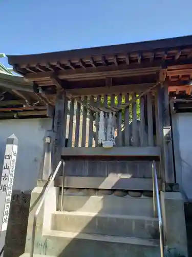 四山神社の建物その他