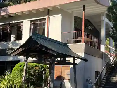 龍谷寺の本殿・本堂