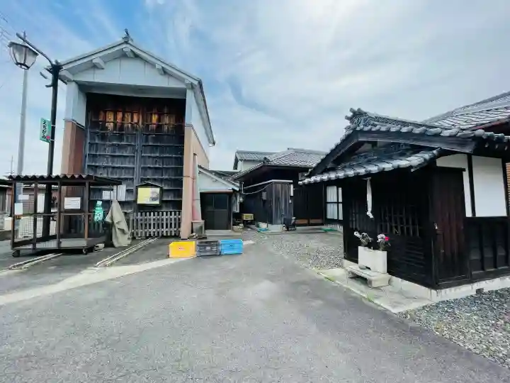 地蔵堂 (繁栄地蔵尊)の{uncategorized: "未分類", other: "その他", undefined: "問題あり", building: "その他建物", grave: "お墓", sacred_gate: "鳥居", guardian: "狛犬", statue: "像", buddha: "仏像", history: "歴史", nature: "自然", garden: "庭園", animal: "動物", pagoda: "塔", temizu: "手水舎", mountain_gate: "山門・神門", sanctuary: "本殿・本堂", subordinate: "末社・摂社", art: "芸術", scenery: "景色", jizo: "地蔵", ema: "絵馬", goshuin: "御朱印", omikuji: "おみくじ", items: "授与品その他", amulet: "お守り", goshuincho: "御朱印帳", eats: "食事", festival: "お祭り", votive_dance: "神楽", shichigosan: "七五三参", wedding: "結婚式", experience: "体験その他", initially: "初詣", around: "周辺", anti_infection: "感染症対策"}