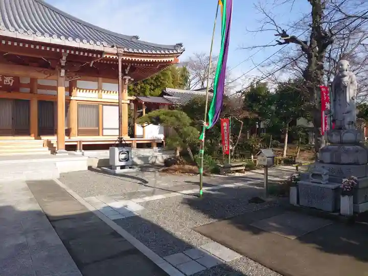 西慶寺(新田触不動尊)の本殿・本堂
