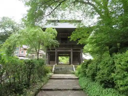 景徳院の山門