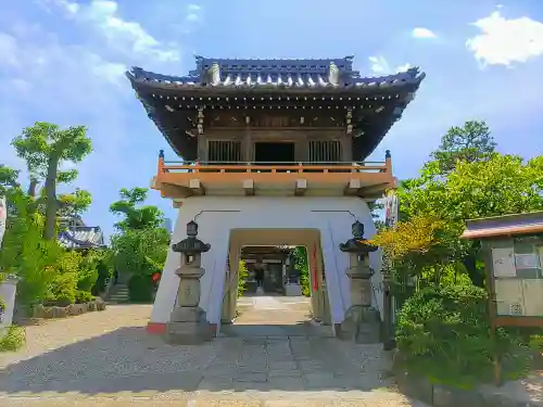 総持寺の山門・神門