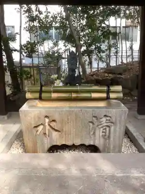 蝮ヶ池八幡宮の手水舎