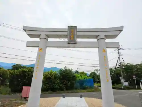 男女神社の鳥居