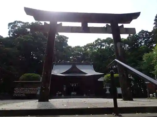 都萬神社の鳥居