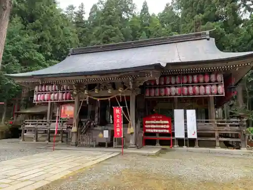 志和稲荷神社の本殿