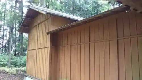 三湯神社の本殿